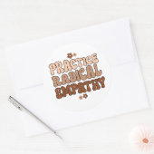 Praktische radicale empathie ronde sticker (Envelop)