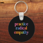 Praktische radicale empathie sleutelhanger (Voorkant)
