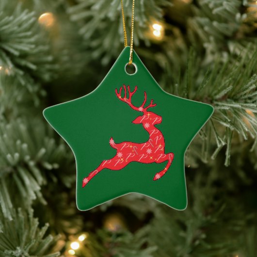 Prancer Ornament in het groen. Roze, blauw. (Boom)