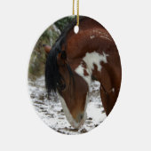 Pranching in de sneeuw keramisch ornament (Rechts)