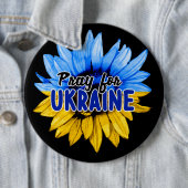 Pray for Ukraine Button (In situ)