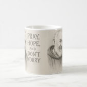 PRAY HOPE DON'T WORRY St. Padre Pio Flowers Koffiemok (Center)