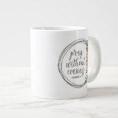 Pray zonder stopzetting grote koffiekop (Voorkant rechts)