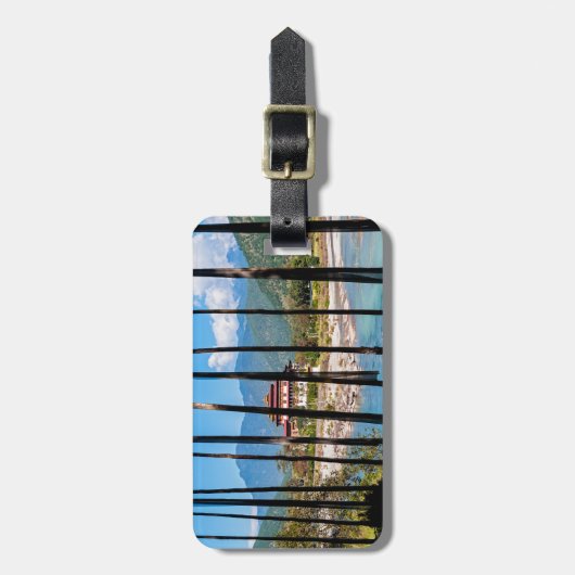 Prayer vlaggen en Punakha Dzong - Bhutan Bagagelabel (Voorkant verticaal)