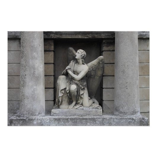Praying Angel Sculpture Perfect Poster (Voorkant)