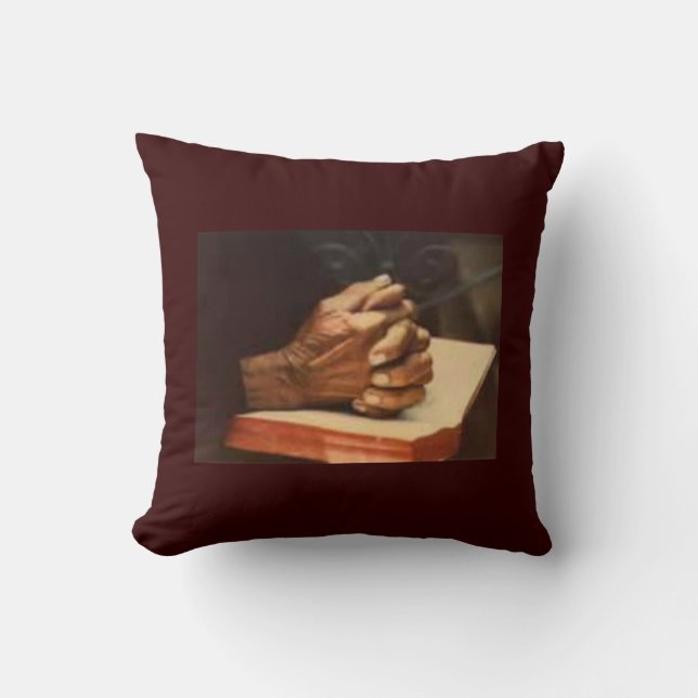 Praying Hands Pillow Kussen (Voorkant)