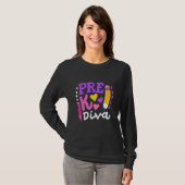 Pre-K Diva Grappig Welkom Terug naar School Lerare T-shirt (Voorkant volledig)
