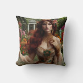 Pre-Raphaelite gilded woman 1 in garden Kussen (Voorkant)