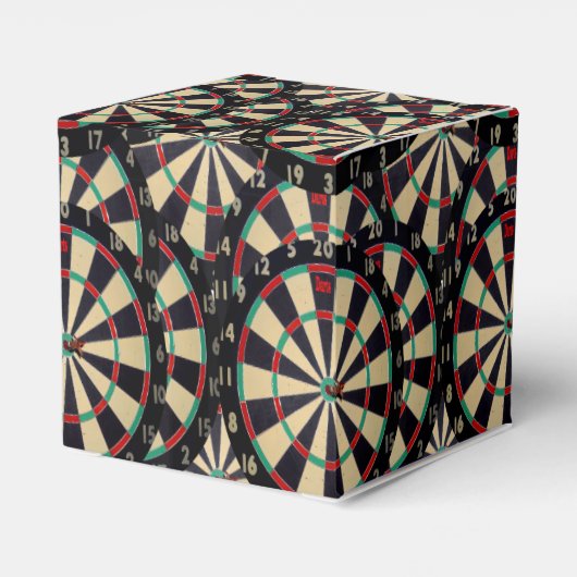 Precisie in lagen: de kunst van gestapelde bullsey bedankdoosjes (Achterkant)