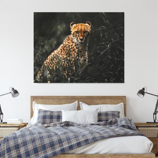 Predator of Prey Staredown Canvas Afdruk (Insitu (Slaapkamer))