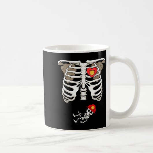 Pregnancy Skeleton Rib Funny Firefighter Bump Shir Koffiemok (Rechts)