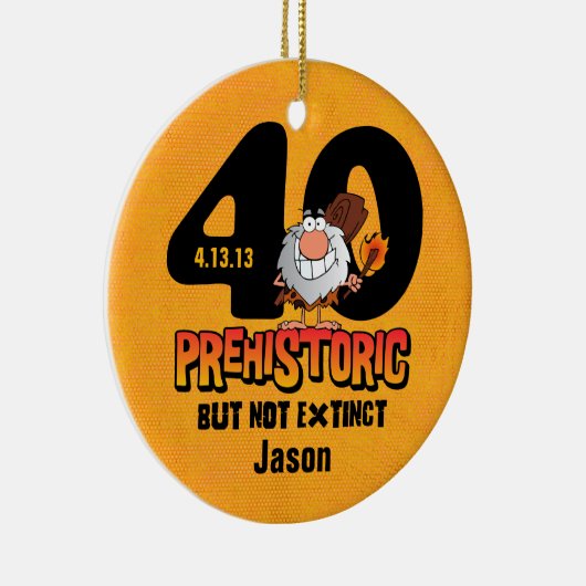 Prehistorische 40e verjaardag keramisch ornament (Rechts)