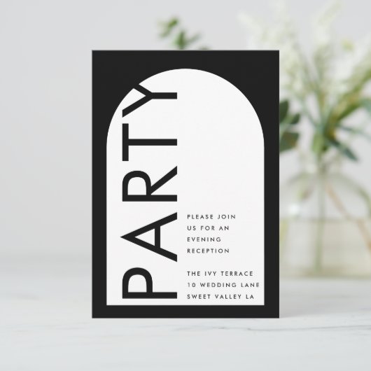 Premium Black Modern Monogram Boho Bold Arch Party Informatiekaartje (Staand voorkant)
