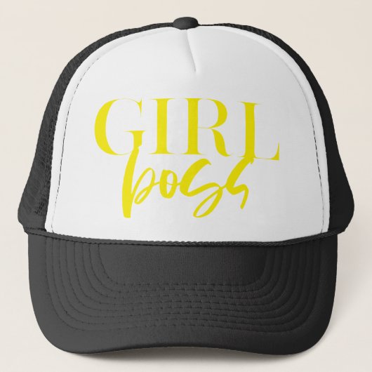 Premium | Girl Boss | Gele tekst Modern Ultra Trucker Pet (Voorkant)