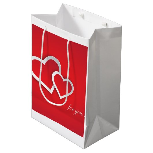 Premium Kwaliteit Matte afwerking Rode kleur Hart Medium Cadeauzakje (Voorkant Gekanteld)