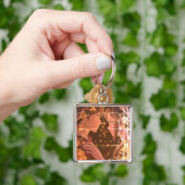 Premium vierkante sleutelhanger – Slank, stijlvol (Hand)