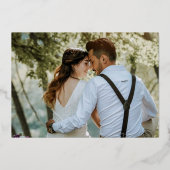 Premium Zwarte Gouden Monogram Foto Leer Look Foli Folie Uitnodiging (Achterkant)