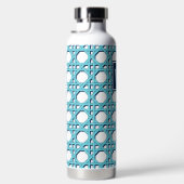 Preppy Aqua Blauwe Riet Rotan Lattice Monogram Waterfles (Rechts)