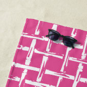 Preppy Bamboo – Hot Roze Kust Monogram Strandlaken (In situ)