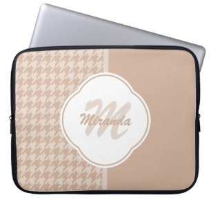 Preppy Beige en Tan Houndstooth Monogram en naam Laptop Sleeve