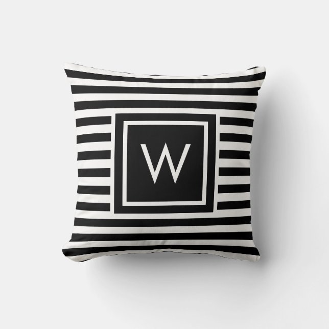 Preppy Black en White Stripe Monogram Kussen (Voorkant)