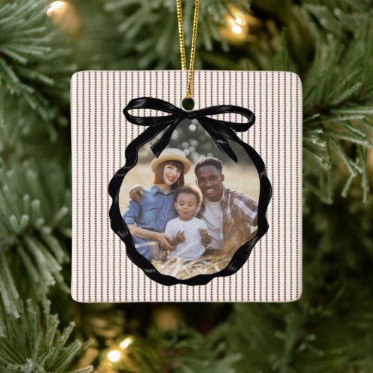 Preppy Bow Lijst Gingerbread Foto Keramisch Ornament (Boom)