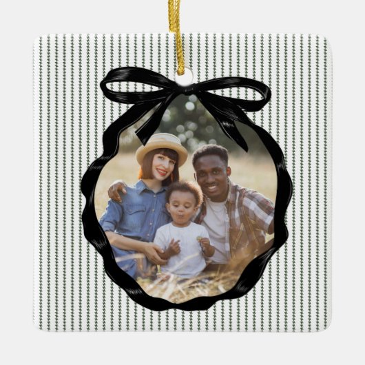 Preppy Bow Lijst Pine Foto Keramisch Ornament (Voorkant)