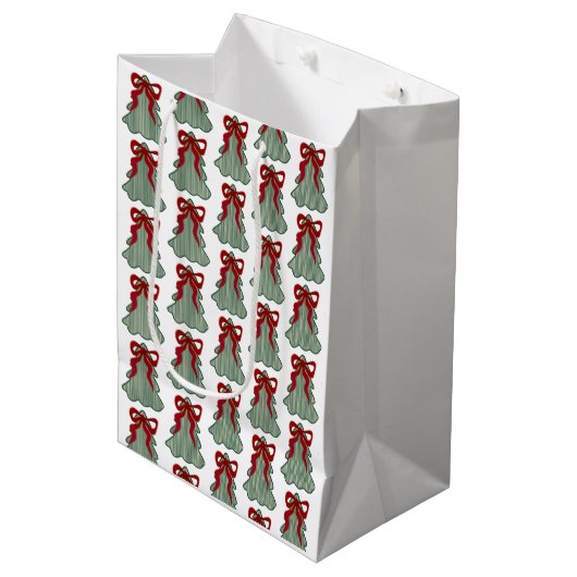Preppy Christmas Tree Red Bow Hand Drawn Coquette Medium Cadeauzakje (Voorkant Gekanteld)