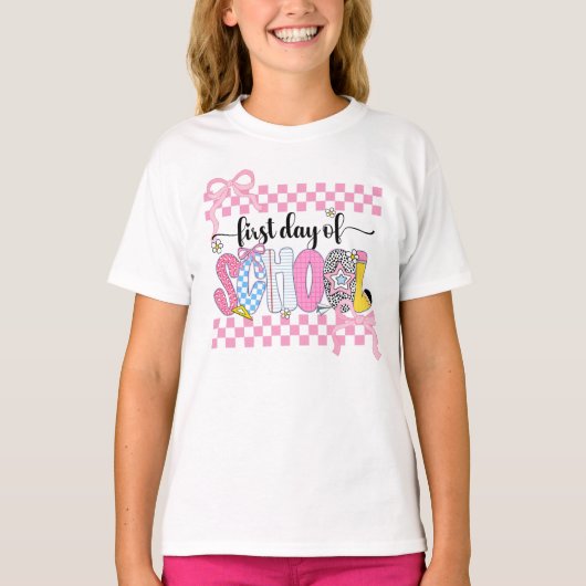 Preppy First Day of School Checkered Coquette Bow  T-shirt (Voorkant)