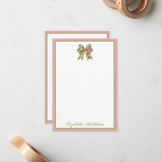 Preppy Floral Pink and Green Bow Personalized Notitiekaartje (Voorkant / Achterkant in situ)