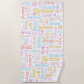 Preppy glimlach regenboog bloem vlinder aangepaste strandlaken (Voorkant)