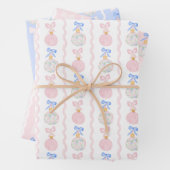 Preppy Grandmillennial Kerstbollen en -bogen Inpakpapier Vel (In situ)