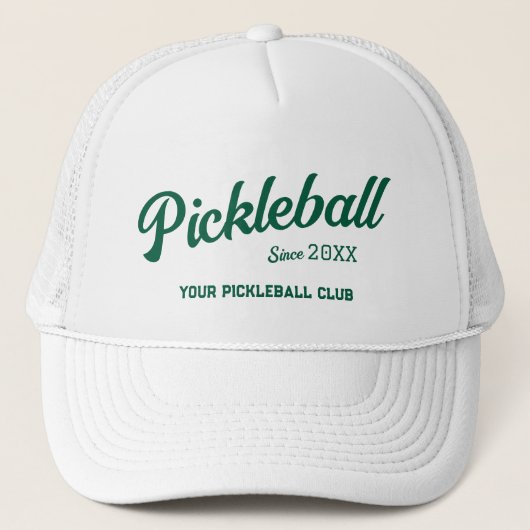 Preppy Green Pickleball Club Custom Crest Party Trucker Pet (Voorkant)