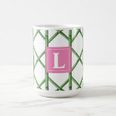 Preppy Groene Trellis Bamboe Patroon Monogram Koffiemok (Center)