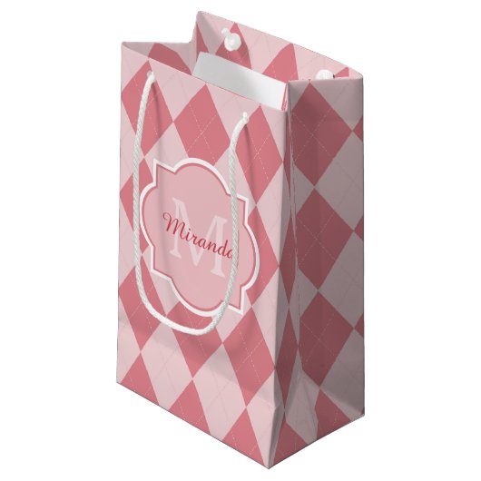 Preppy Licht Roze Argyle Meisje Monogram Party Naa Klein Cadeauzakje (Voorkant Gekanteld)