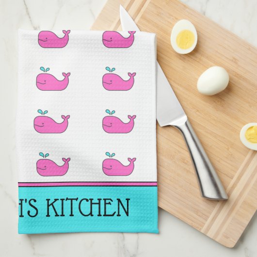 Preppy Nautisch Roze en Aqua Whale Gepersonaliseer Theedoek (Quarter Fold)