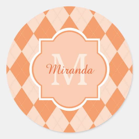 Preppy Oranje Argyle Girly Monogram en naam Ronde Sticker (Voorkant)
