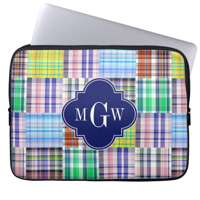 Preppy Patchwork Madras Navy Quatrefoil Monogram Laptop Sleeve (Voorkant)