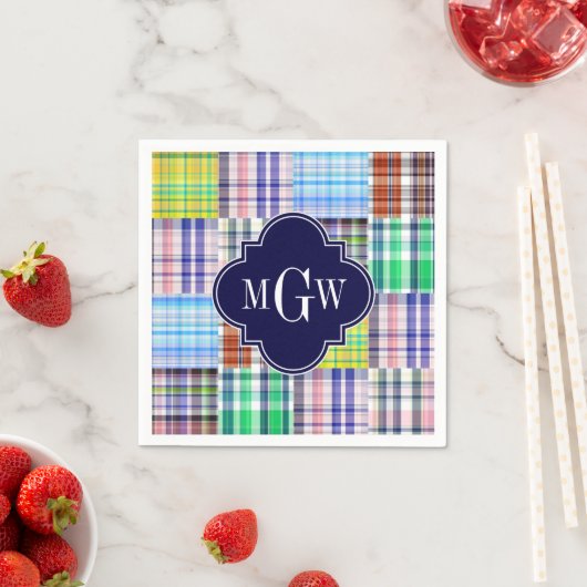 Preppy Patchwork Madras Navy Quatrefoil Monogram Servetten (Insitu)