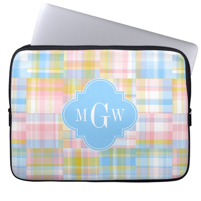 Preppy Patchwork Madras Pastel Quatrefoil Initiale Laptop Sleeve (Voorkant)