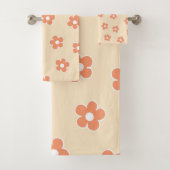 Preppy Peach White Hippie Flower Pattern Bad Handdoek (Insitu)