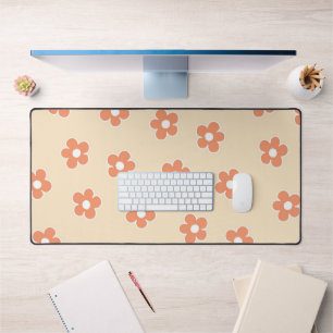 Preppy Peach White Hippie Flower Pattern Bureaumat