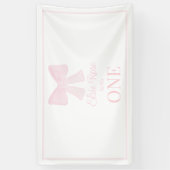 Preppy Pink Bow Grandmillennial Eerste Verjaardag Spandoek (Verticaal)