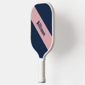 Preppy Pink op Navy Pickleball Paddle met naam (Links)