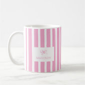 Preppy Pink Stripes & Bow Aangepaste naam Koffiemok (Links)