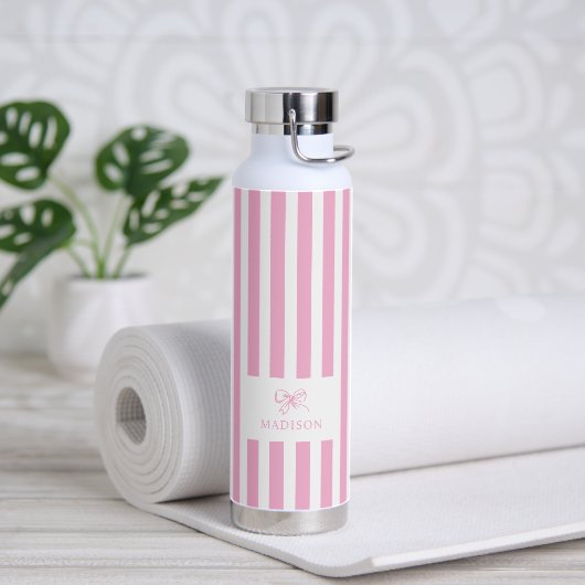 Preppy Pink Stripes & Bow Aangepaste naam Waterfles (Yoga)