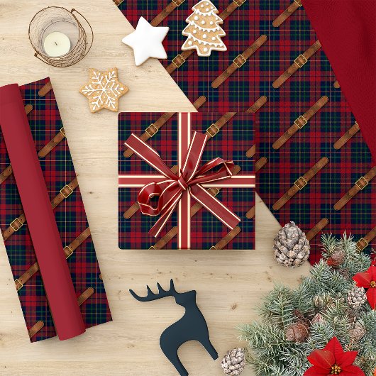 Preppy Red Christmas Plaid With Buckles Cadeaupapier