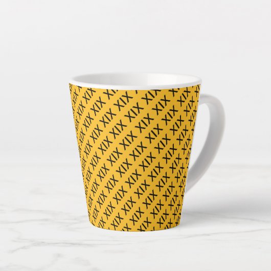 Preppy Roman Numeral XIX 19th Amendment Suffrage Latte Mok (Rechterhoek)