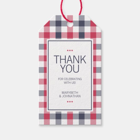 Preppy rood, wit en blauw kariert trouw-hartelijkd cadeaulabel (Voorkant)