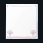 Preppy roze en Blue Custom Stationery met naam Notitieblok<br><div class="desc">Elegant Greek Key hoek grenst aan waterverf Sakura bloesems in een gember jar vase. U kunt de kleur van de grens (momenteel een poederblauw) veranderen door de achtergrondkleur van de pagina (om dit te doen,  "klik om verder"te personaliseren onderaan waar u jouw tekst ingaat).</div>